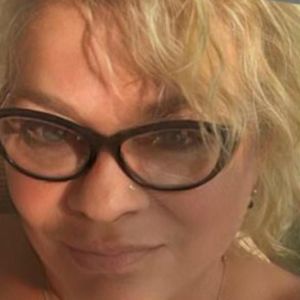 Meet your Posher, Beverly